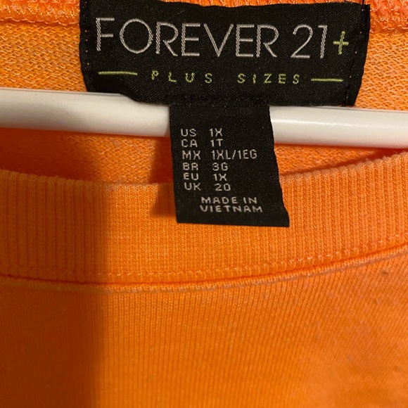 Long sleeve slitted top. - Picture 3 of 3